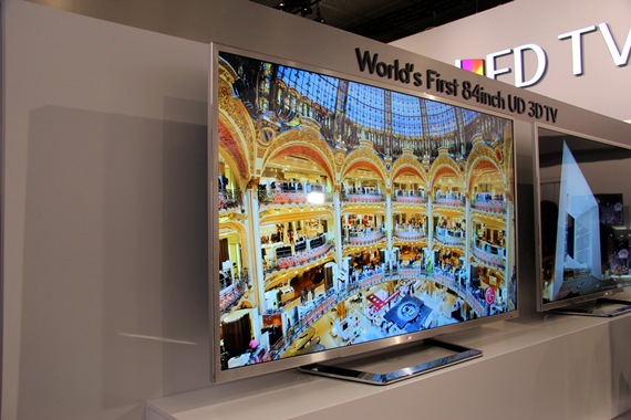 новый телевизор LG UD 84LM9600