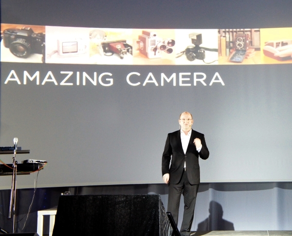 Презентация смартфонов HTC One