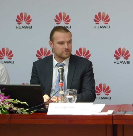 Алексей Громаков - Huawei Device