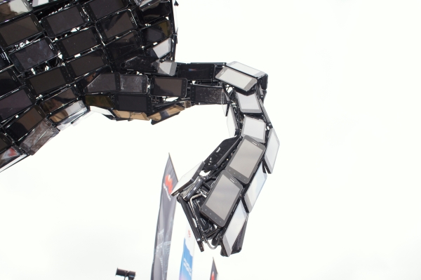 крылатый конь Huawei на MWC 2012