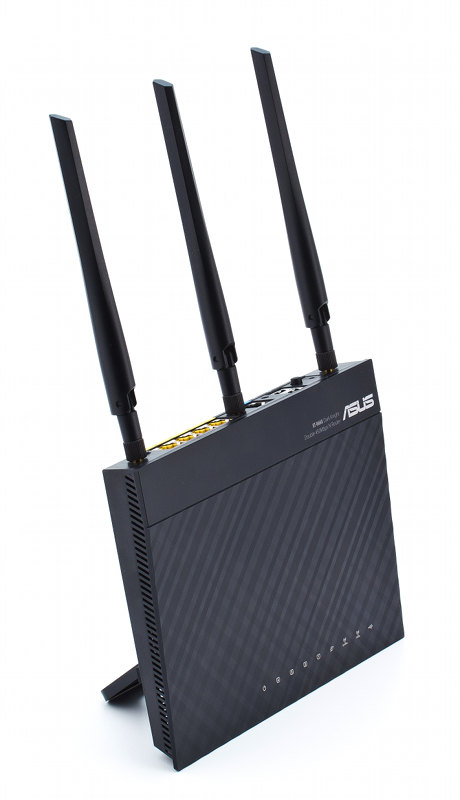 Внешний вид беспроводного роутера ASUS RT-N66U