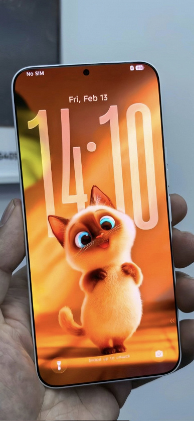 Толщина 5,49 мм, рамка 0,7 мм и аккумулятор на 6150 мА&bull;ч. На MWC 2026 показали рекордно тонкий Tecno Slim2