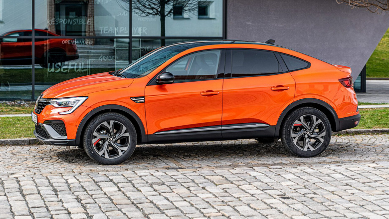 Раньше их собирали в Москве: дешёвые Renault Arkana продолжают завозить в Россию — теперь из Южной Кореи