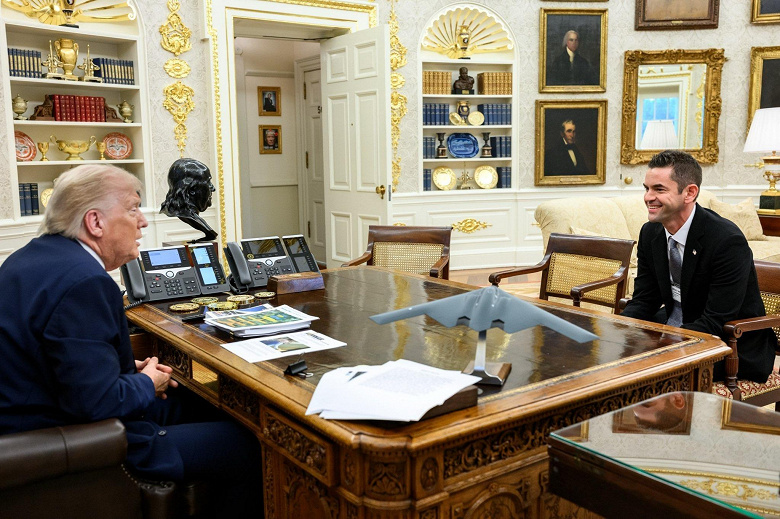 Друг Маска, Джаред Айзекман, который стал первым частным лицом, совершившим выход в открытый космос, собирается возглавить NASA