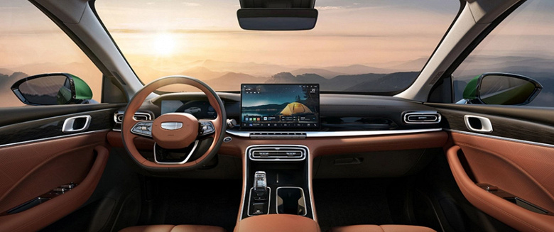 Совершенно новый Geely Emgrand с «лицом» Mercedes вышел на рынок в Китае: мощный мотор 180 л.с., салон бизнес-класса и цена всего 81,9 тыс. юаней (930 тыс. рублей)