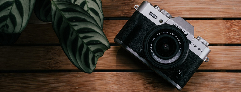 Фотоаппараты не только не теряют популярность в России &mdash; они показали рекордные продажи за 5 лет: россияне выбирают Canon, Fujifilm, Sony и Nikon