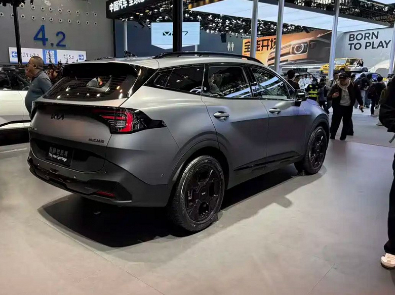 Kia Sportage 2026 дебютировал в Китае &mdash; 8-ступенчатый &laquo;автомат&raquo;, 245 л.с. и растянутая платформа как у американского Sportage