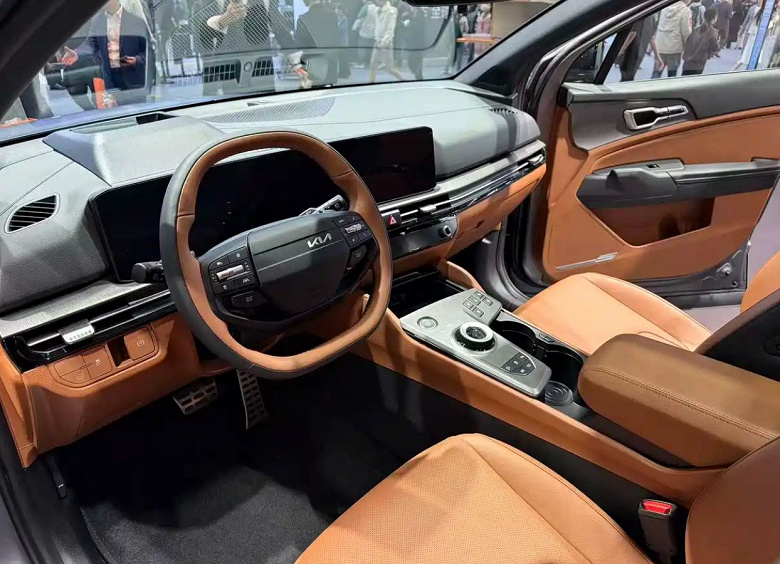 Kia Sportage 2026 дебютировал в Китае &mdash; 8-ступенчатый &laquo;автомат&raquo;, 245 л.с. и растянутая платформа как у американского Sportage