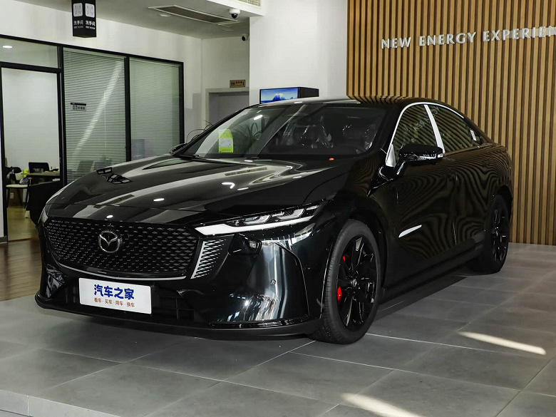 Стартовали продажи Mazda EZ-6 2026, машина подешевела на 2500 долларов