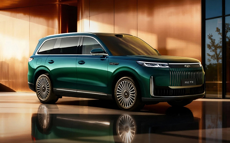 Недорогой флагманский кроссовер Chery Fulwin T11 — конкурент Li Auto L9 — моментально стал хитом в Китае — за 24 часа оформлено 38 169 заказов