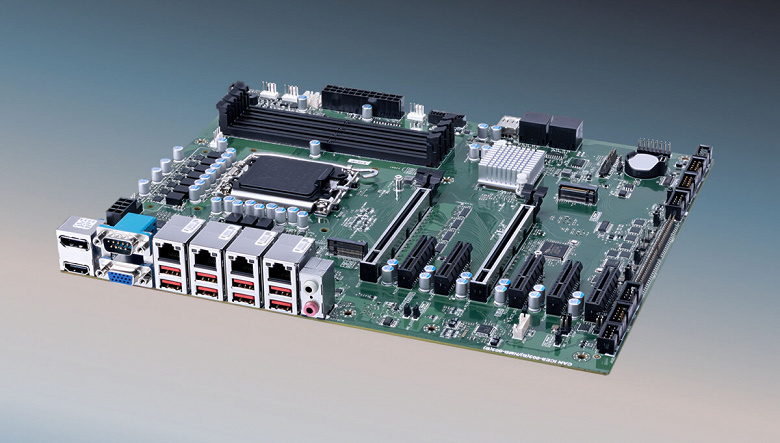 Четыре RJ45, память с ECC и возможность установить обычный Intel Core Ultra. Представлена системная плата MSI MS-CF20 V2.0