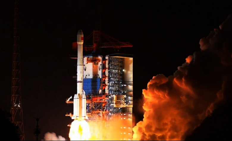 Китай установил рекорд &mdash; три успешных запуска ракет за сутки: 17 спутников и 615-й старт ракет-носителей серии Long March-3B