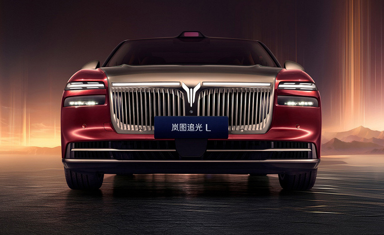 516 л.с., полный привод, 400 км без бензина, очень просторный салон, пожизненная гарантия и бесплатное ТО &mdash; Voyah Passion L представят 10 декабря, он приедет в Россию