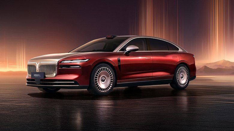 516 л.с., полный привод, 400 км без бензина, очень просторный салон, пожизненная гарантия и бесплатное ТО &mdash; Voyah Passion L представят 10 декабря, он приедет в Россию