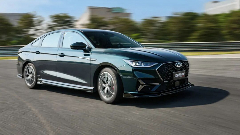 Спорт-пакет, 261 л.с., 6,6 секунды до «сотни» и пожизненная гарантия. В Китае представлен Chery Arrizo 8 PRO 400T — всего 133 тыс. юаней (1,45 млн рублей)