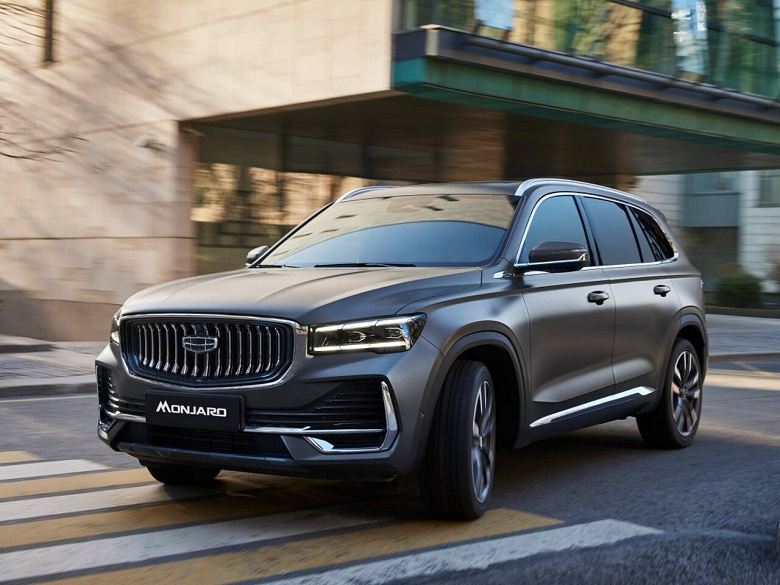 Любимый кроссовер россиян стал доступнее: скидки на Geely Monjaro достигают уже 710 тыс. рублей, базовый Monjaro Luxury — от 3,84 млн рублей