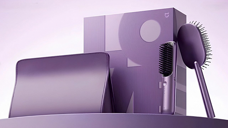 Xiaomi выпустила набор фиолетовых расчесок за 55 долларов. В него входит беспроводная выпрямляющая расческа с зарядкой через USB-C