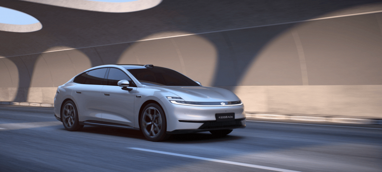 282 л.с., большой запас хода, быстрая зарядка, холодильник, автопилот. Представлен современный седан Changan Nevo A06