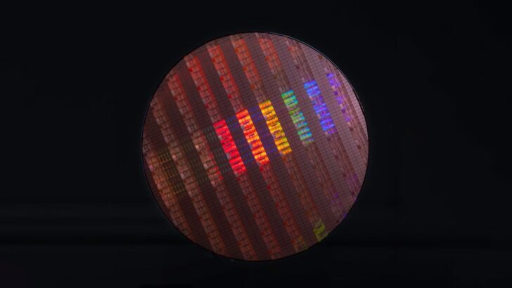 Intel начинает нахваливать техпроцесс 14A, до запуска которого ещё год-два