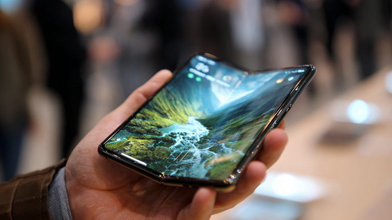 Первый складной iPhone может оказаться дешевле, чем ожидалось: дело не в дешёвых материалах, а в «оптимизации конструкции»