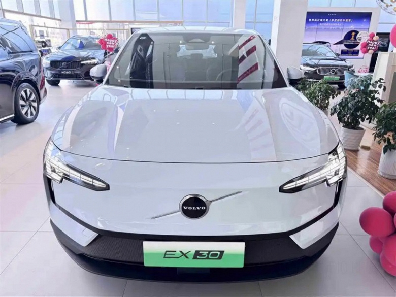 Volvo в огне, но Sunwoda ни при чём? Глава компании сделал официальное заявление