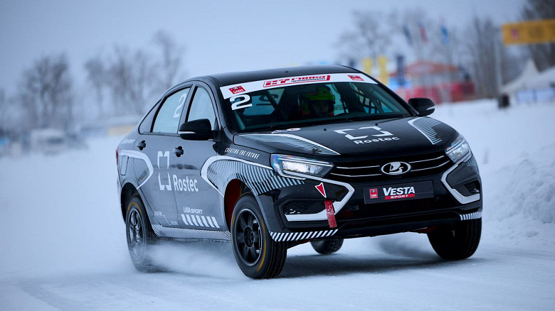 Обновленная Lada Vesta Sport с 1,8-литровым двигателем и секвентальной коробкой передач примет участие в Гонке Чемпионов