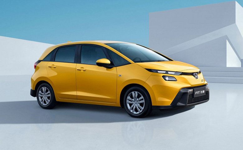 В Китае представили совершенно новый Honda Fit: 67 тыс. юаней (765 тыс. рублей) и пожизненная гарантия на агрегаты