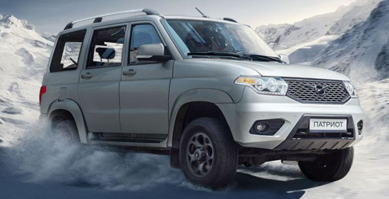 УАЗ рассказал, когда состоится премьера обновленного &laquo;Патриота&raquo; с 6-ступенчатой коробкой передач и новым дизельным мотором