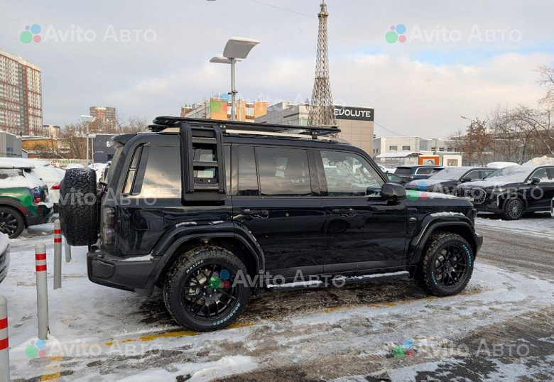 С палаткой на крыше и логотипом Chery: в Россию привезли эксклюзивный iCaur V27 &mdash; внедорожник, призванный заменить Land Rover и Land Cruiser