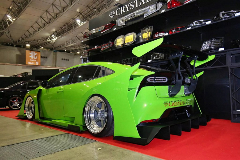 Prius, которого не ждали: японцы доработали Toyota в стиле босодзоку