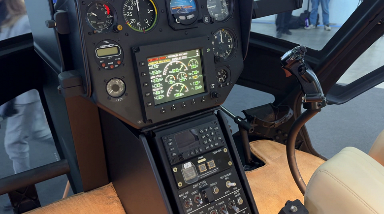 Как в машине бизнес-класса: Ростех показал салон нового вертолета Ми-34М1