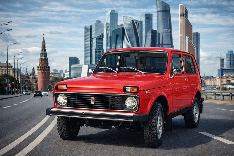 Современную &laquo;Ниву&raquo; с 16-клапанным мотором вернули к истокам: Lada Niva Sport 2025 стилизовали под классическую &laquo;Ниву&raquo; 1977 года