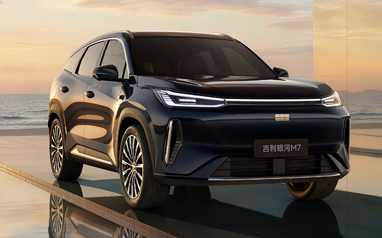 1730 км запаса хода и отделка натуральным деревом: представлен кроссовер Geely Galaxy M7