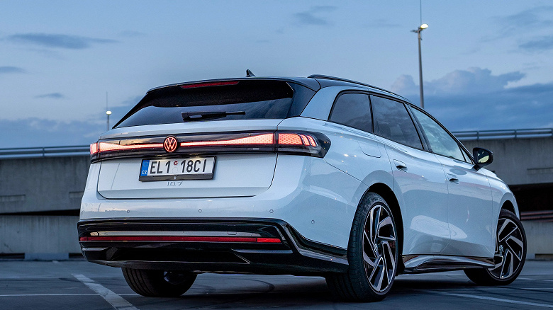 Эпоха доминации Tesla в Европе закончилась? Volkswagen обошла американского гиганта на европейском рынке электромобилей