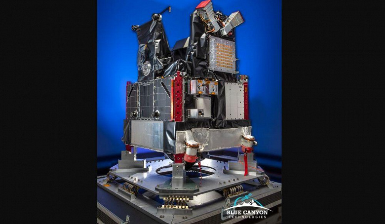 Американский спутник-шпион Oracle-M для слежки за Луной готов, осталось найти для него ракету