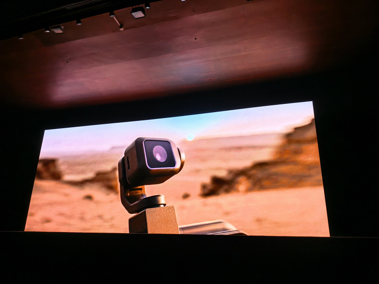 Honor представила прототип Robot Phone — смартфона с камерой на 4-осевом подвесе. Известно, что камера 200-мегапиксельная