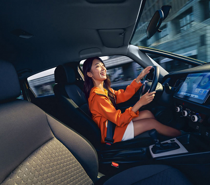 В Китае представили совершенно новый Honda Fit: 67 тыс. юаней (765 тыс. рублей) и пожизненная гарантия на агрегаты