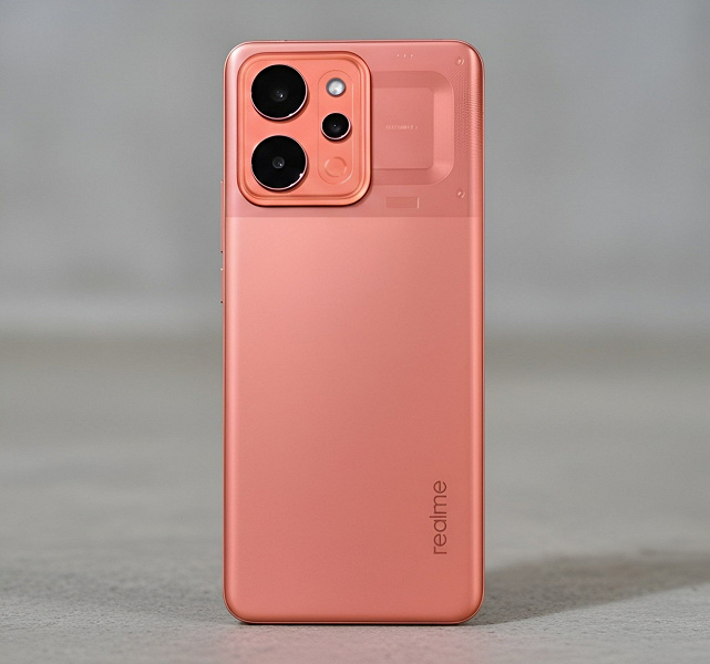 Новый смартфон Realme P4 Power с гигантским аккумулятором показали вживую