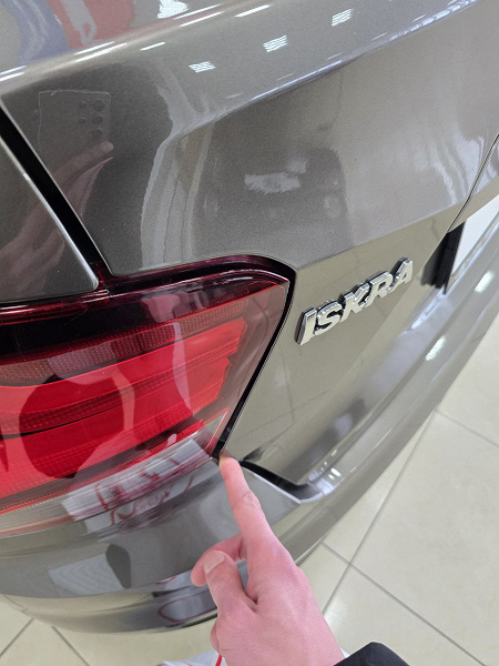 &laquo;Полностью готовые машины пойдут только в марте-апреле&raquo;. Бывший инженер АвтоВАЗа рассказал, когда у Lada Iskra будут ровные зазоры кузовных панелей