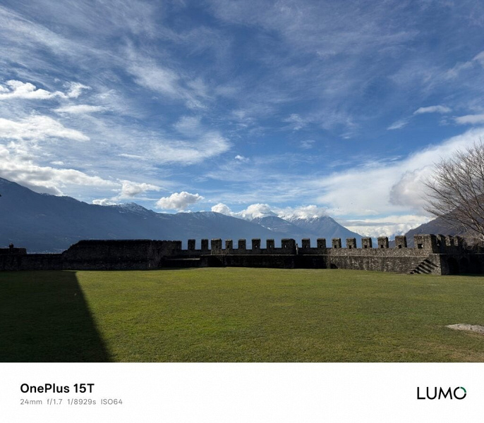 Редкий компактный флагман с топовой камерой и АКБ на 7000 мАч. OnePlus 15T показал возможности до запуска