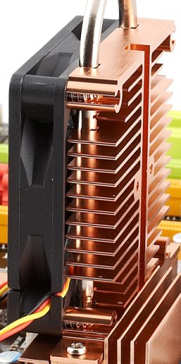 место для крепления дополнительной тепловой трубки к радиатору Cooler Harbor