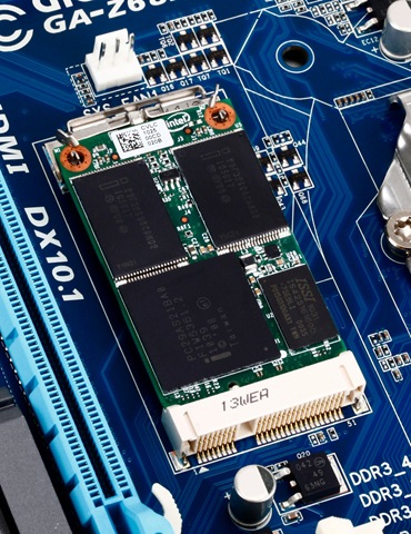 Модуль mSATA (SSD-диск), установленный в плату Gigabyte