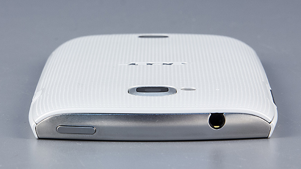 обзор смартфона Acer S500