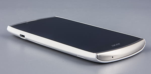 обзор смартфона Acer S500