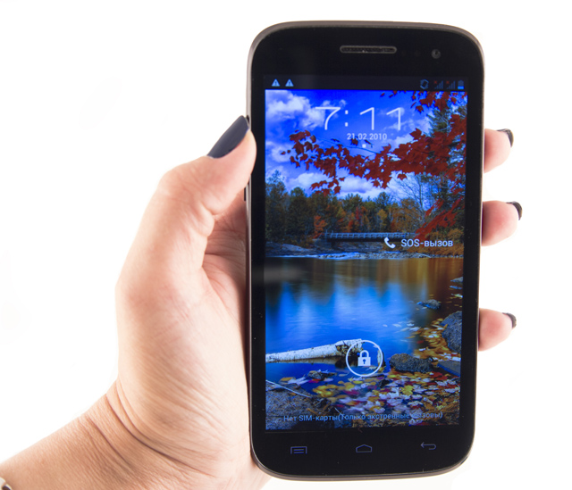 Обзор Fly IQ451. Внешний вид коммуникатора