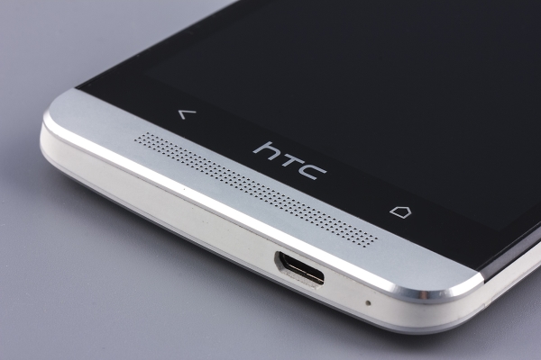 Обзор смартфона HTC One