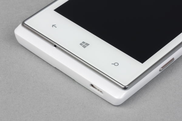 Обзор смартфона Huawei Ascend W1