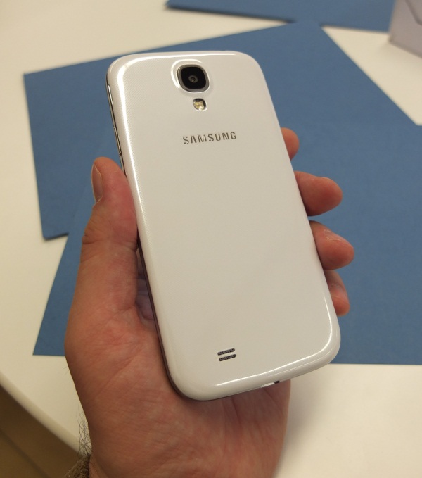 обзор смартфона Samsung Galaxy S4