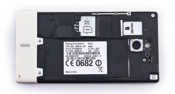 Обзор коммуникатора Sony Xperia sola