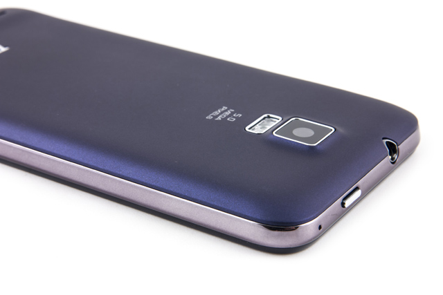 Обзор ZTE V880G. Камера коммуникатора